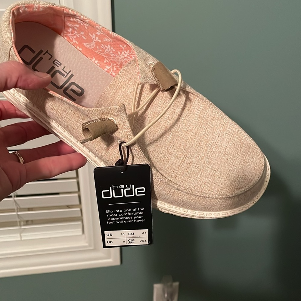 Women’s Hey Dude shoes size 10. Never worn.